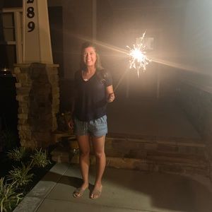 Meet your Posher, Emily